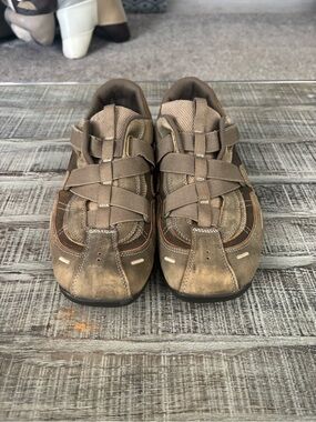 Skechers Men's Taupe-Brown Slip-On Casual Loafers with Elastic Straps